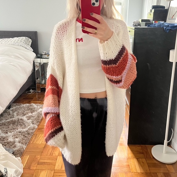 Cardigan - Picture 2 of 3